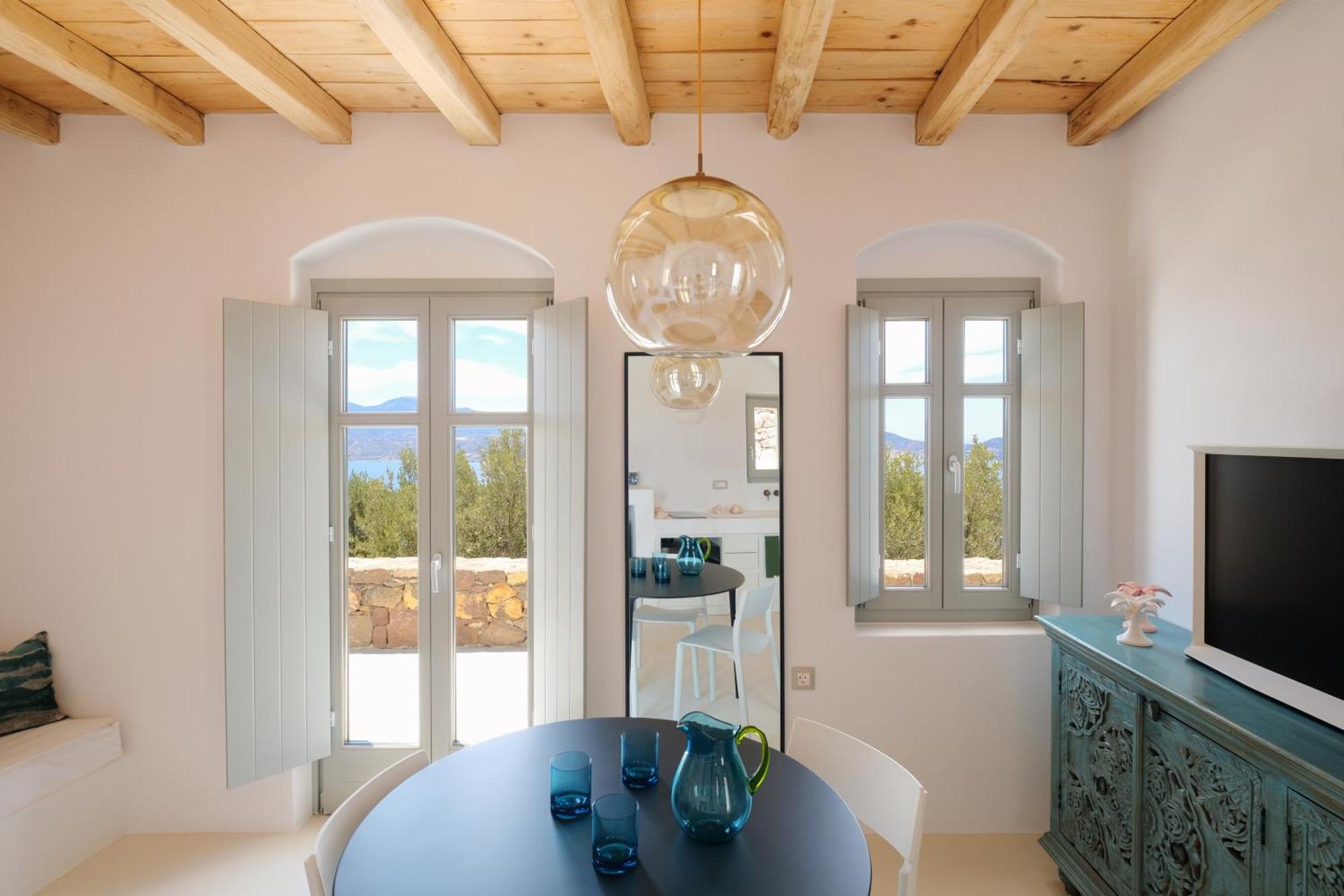 Odyssey Rock Milos Sunset Suites Plaka  Exterior foto